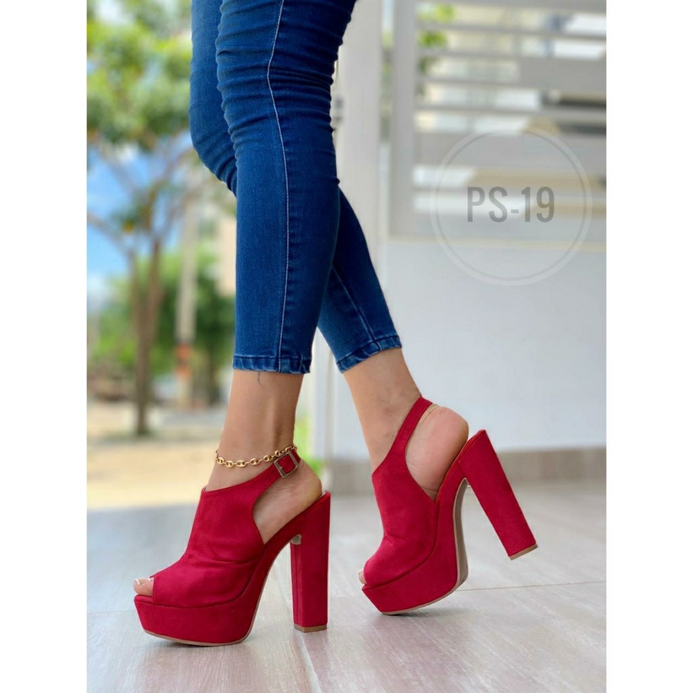 Women's shoes
